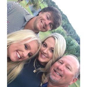 Meet your Posher, Kelli